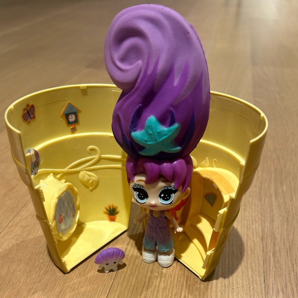 Cora Blume Doll